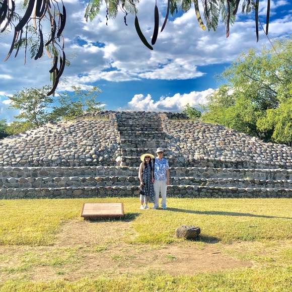 Meet Your Posher, Deb - Picture 15 of 16